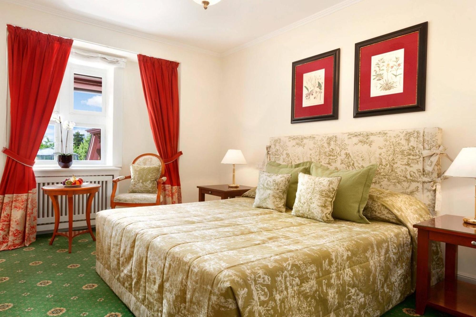 Classic Single Smaller Guest room 1 Double Garden view,1643170933:JPEG